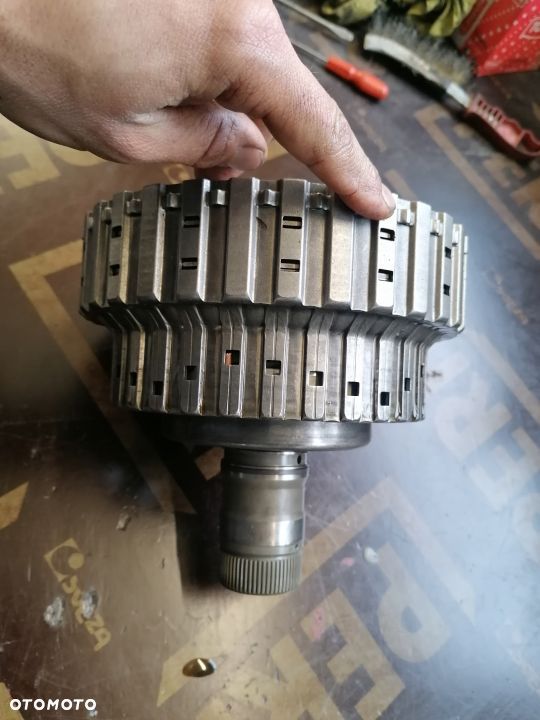 Kosz Skrzyni Automatycznej B 6HP32 VAG - 1