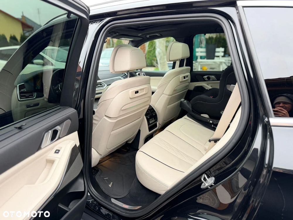 BMW X5 xDrive40i xLine - 25