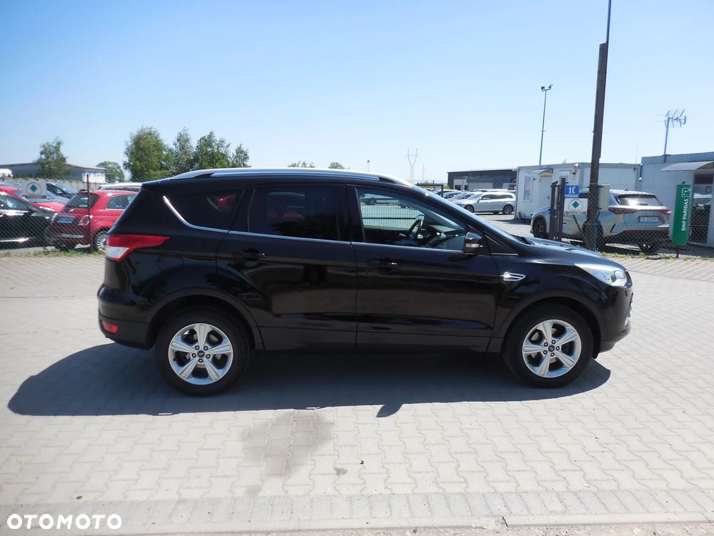 Ford Kuga - 8