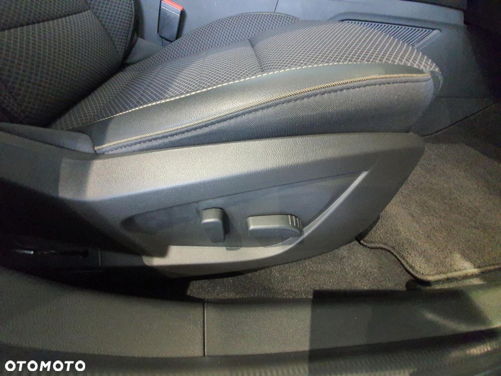 Renault Arkana 1.3 TCe mHEV Techno EDC - 13
