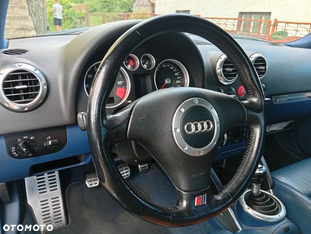 Audi TT Coupé - 7