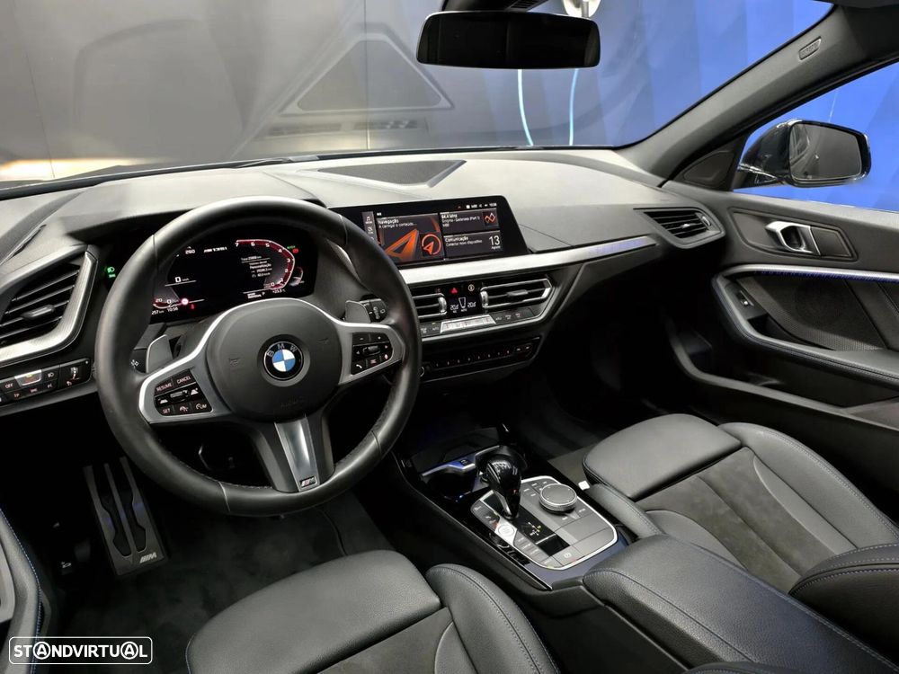 BMW 135 M135 i xDrive Pack 50 anos M - 46