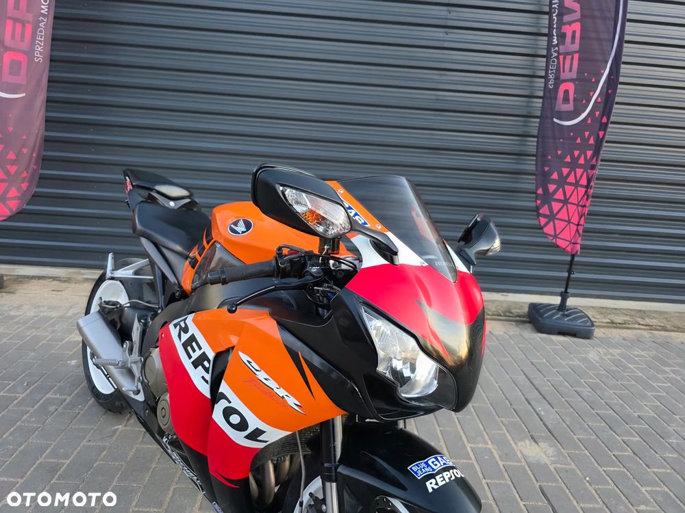 Honda CBR - 13