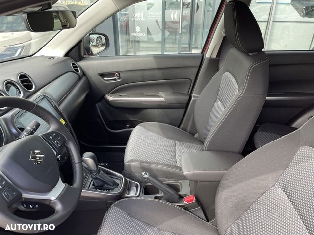 Suzuki Vitara 1.4 Boosterjet 6AT MHEV Passion - 6
