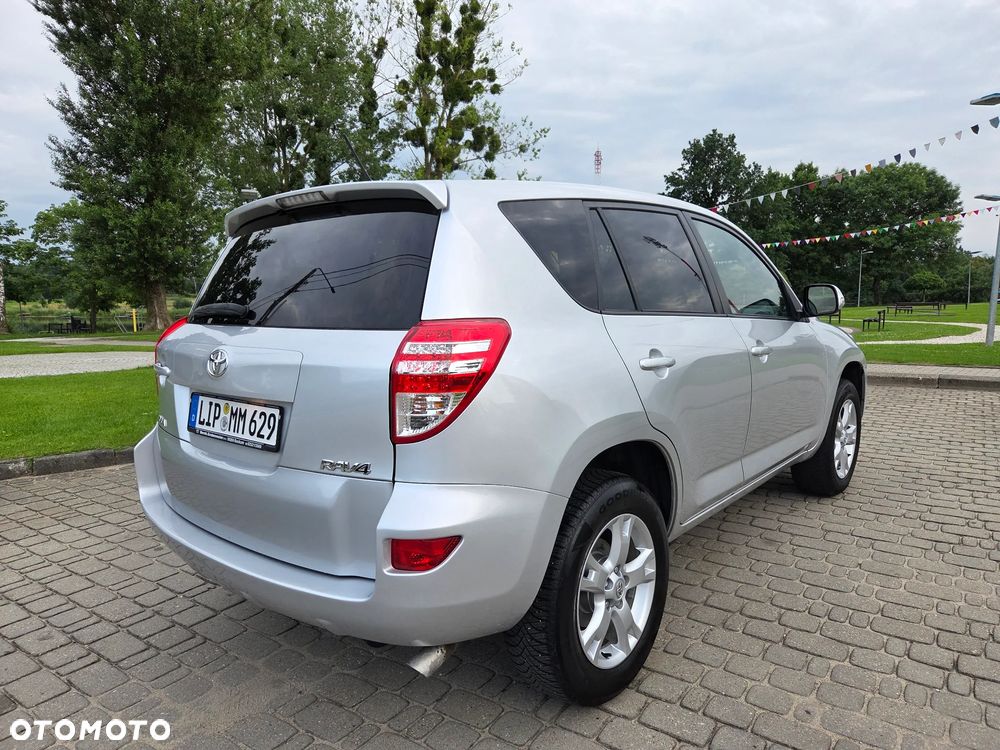 Toyota RAV4 2.0 VVT-i Premium - 6