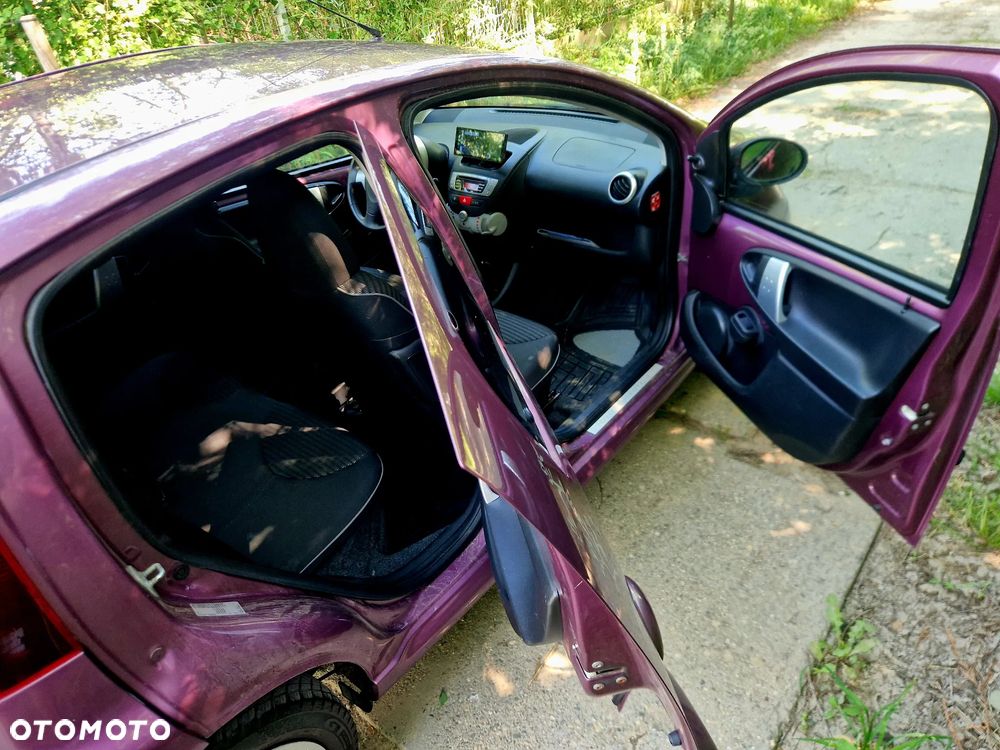 Peugeot 107 (70) 68 envy - 26