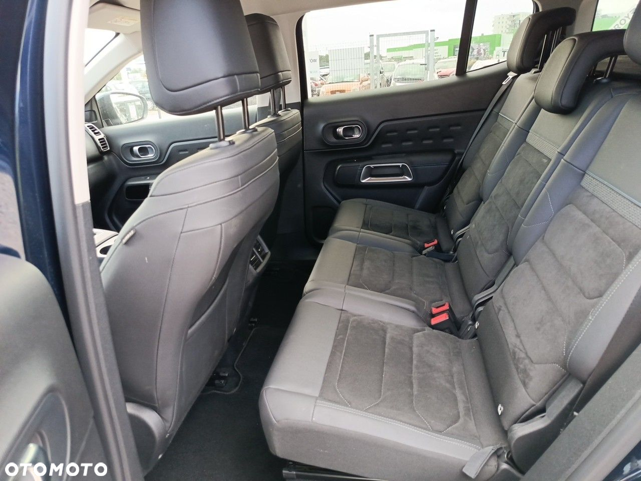 Citroën C5 Aircross 1.2 mHEV Max eDCT6 - 10