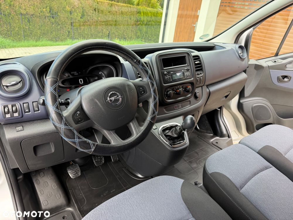 Opel VIVARO B - 23