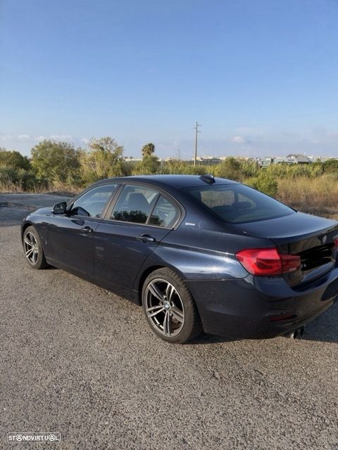 BMW 330 e iPerformance Advantage - 5