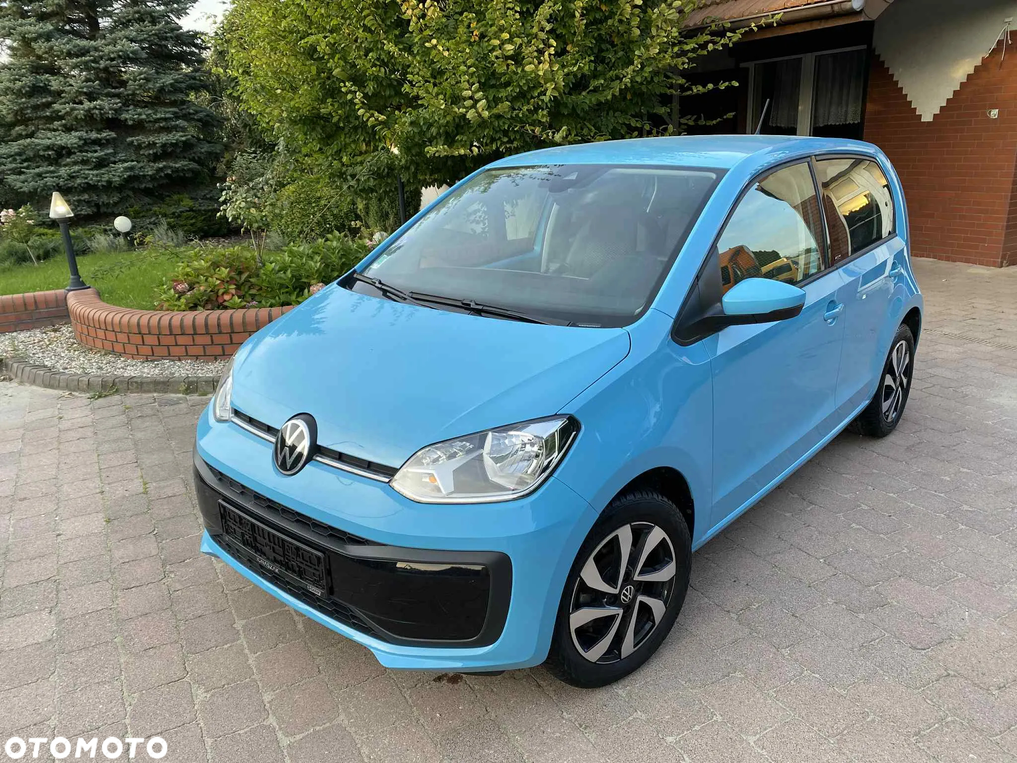 Volkswagen up! Active - 40