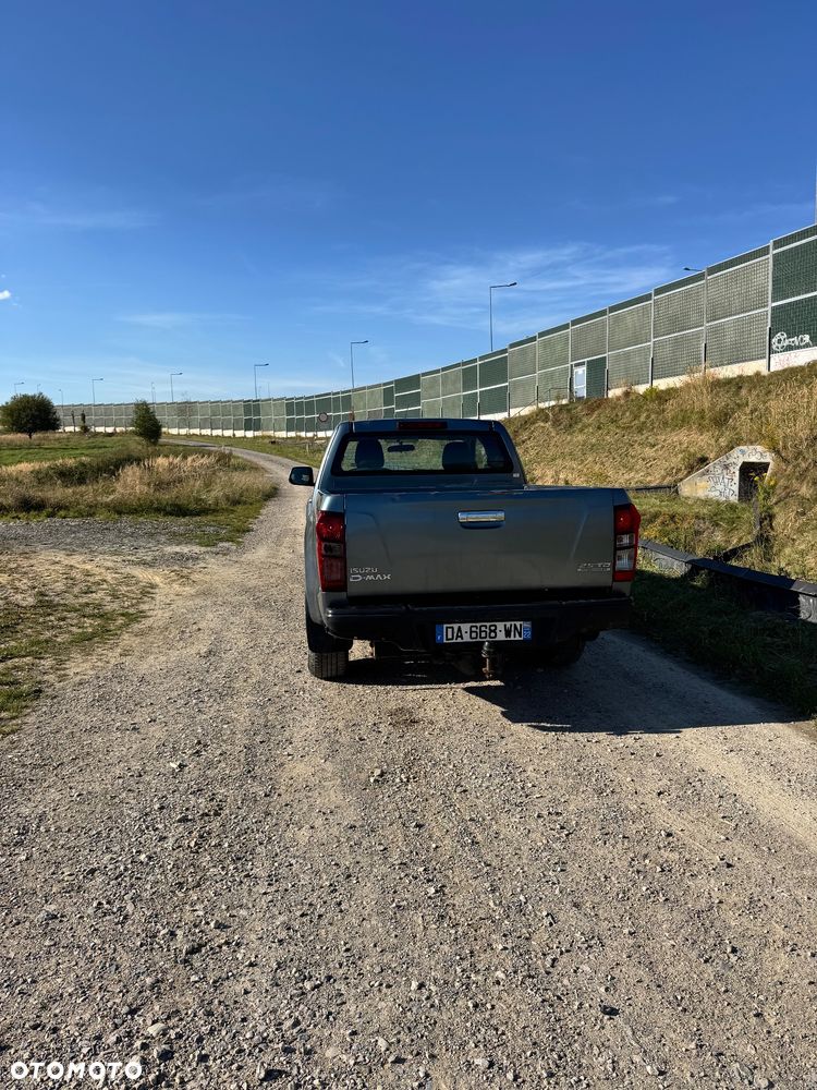 Isuzu D-Max - 10