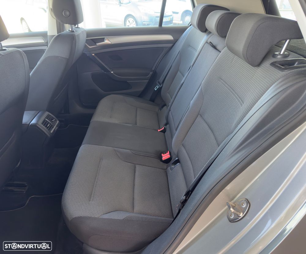 VW Golf 1.0 TSI GPS Edition - 10