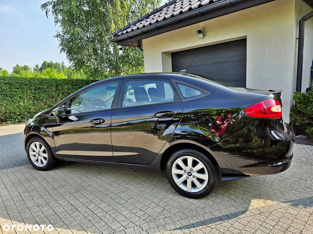 Ford Fiesta 1.6 Ti-VCT Titanium - 30