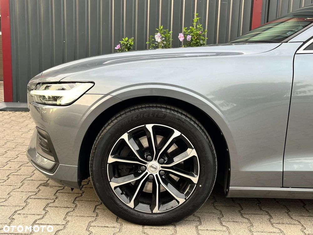 Volvo V60 D4 Momentum Pro - 8