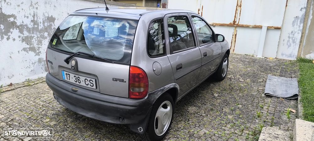 Opel Corsa - 4
