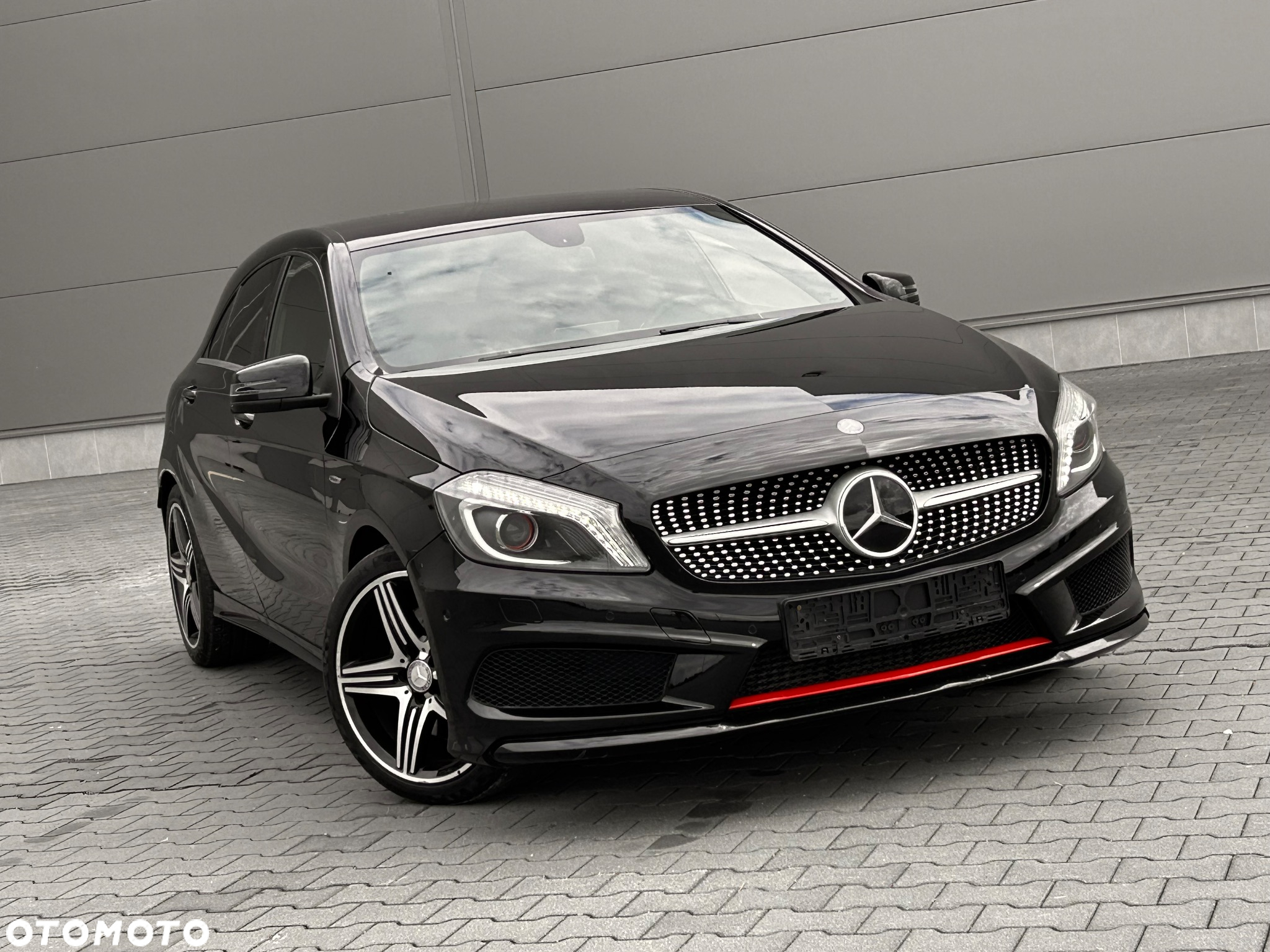 Mercedes-Benz Klasa A 250 (BlueEFFICIENCY) 7G-DCT AMG Sport - 11