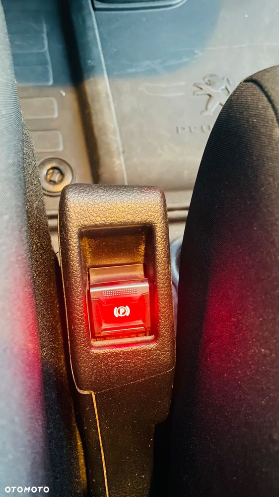 Peugeot Expert Standard 2,8t EAT8 (bryg.) - 22