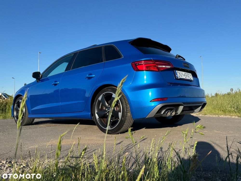 Audi A3 Sportback 2.0 TDI (clean diesel) quattro S tronic S line Sportpaket - 6