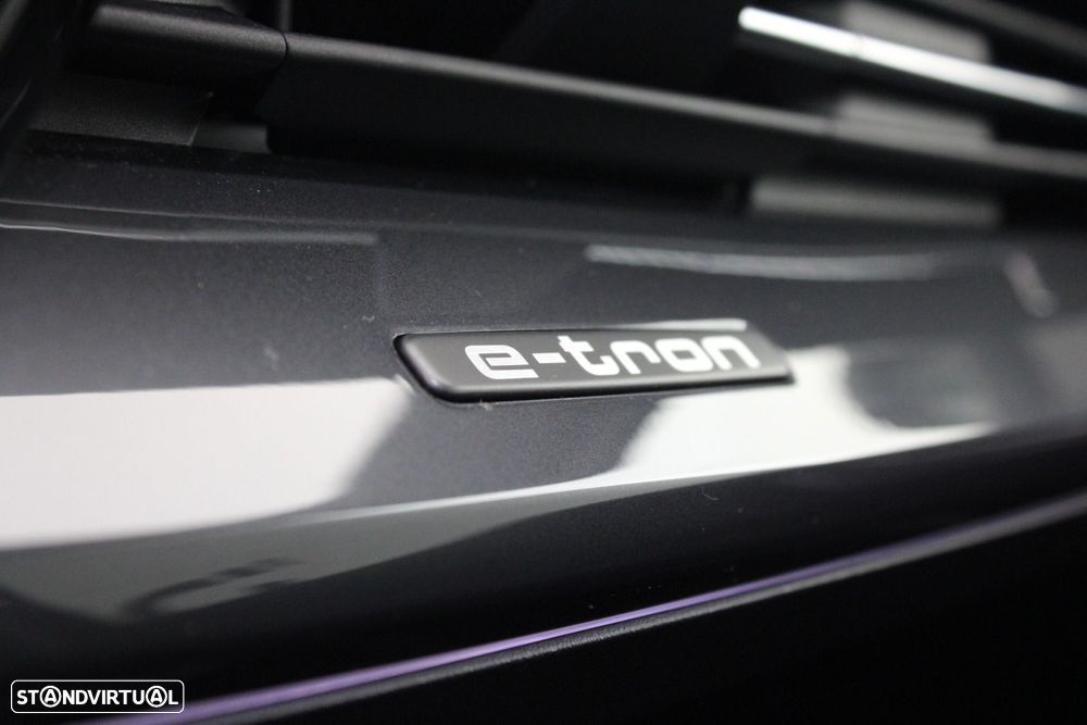 Audi Q4 e-tron 40 82 kWH - 29