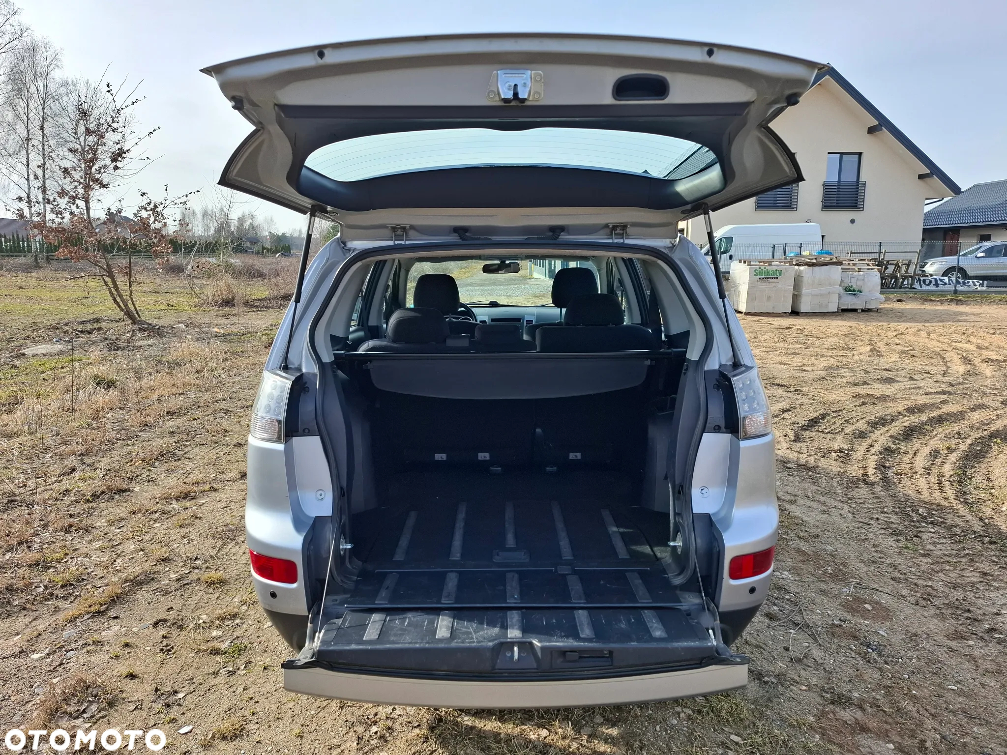 Mitsubishi Outlander 2.0 DID Instyle - 7