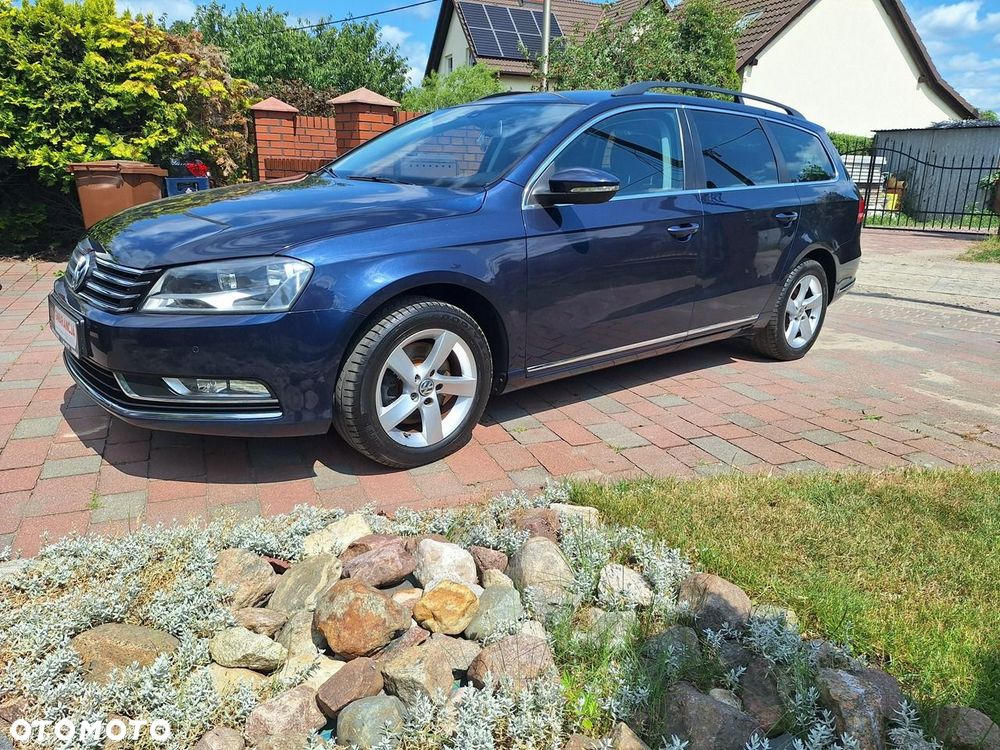 Volkswagen Passat - 2