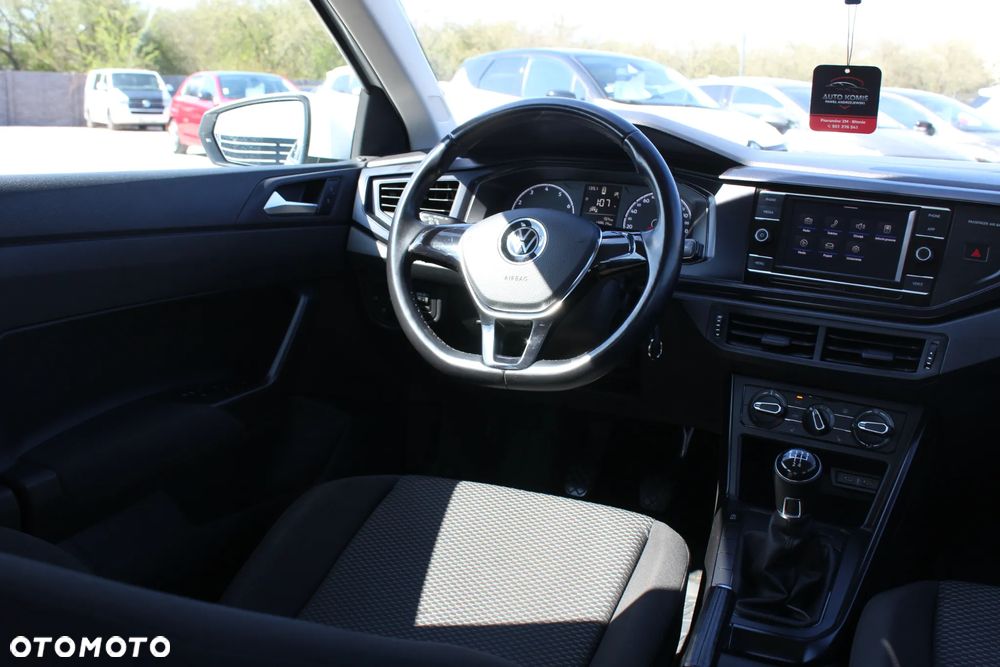 Volkswagen Polo 1.0 Life - 19