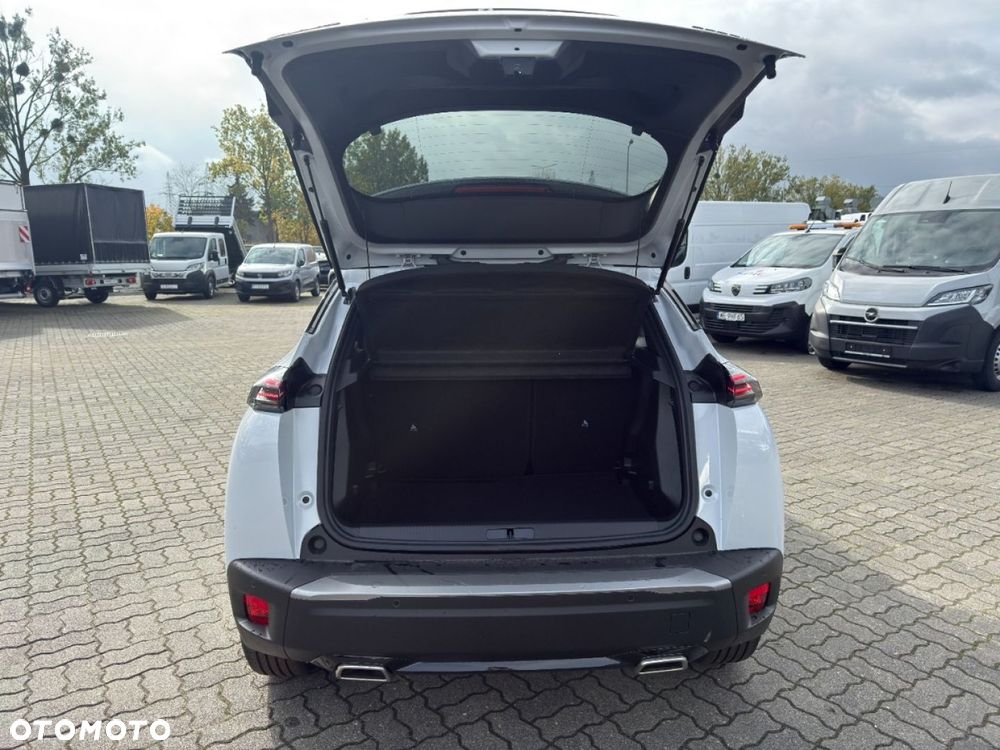 Peugeot 2008 PureTech mHEV Allure e-DCS6 - 9