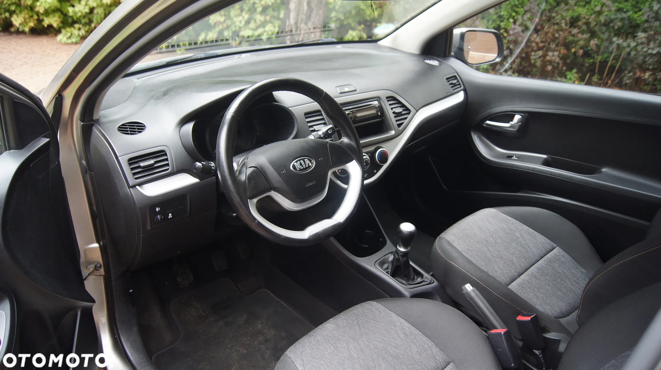 Kia Picanto 1.0 Dream Team Edition - 11