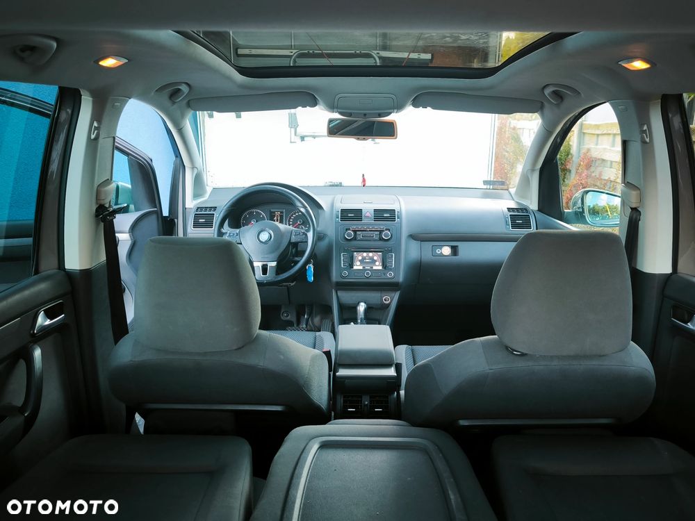 Volkswagen Touran - 3