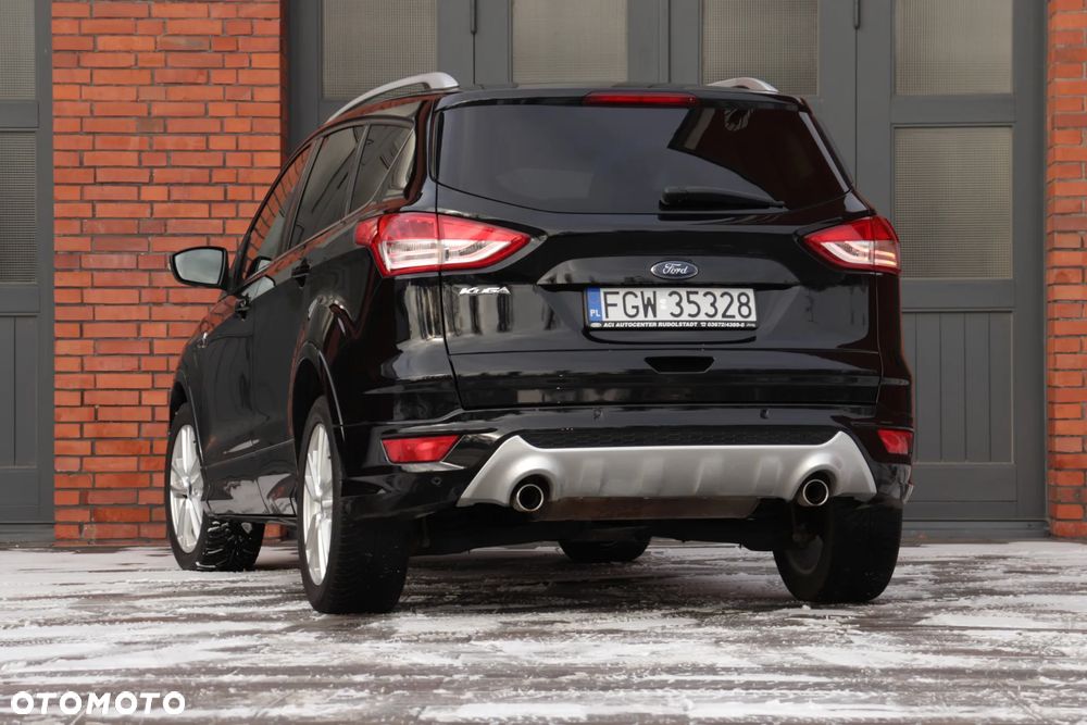 Ford Kuga 2.0 TDCi 2x4 Titanium - 14