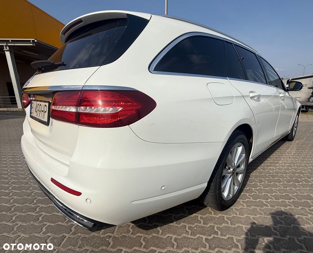 Mercedes-Benz Klasa E - 21