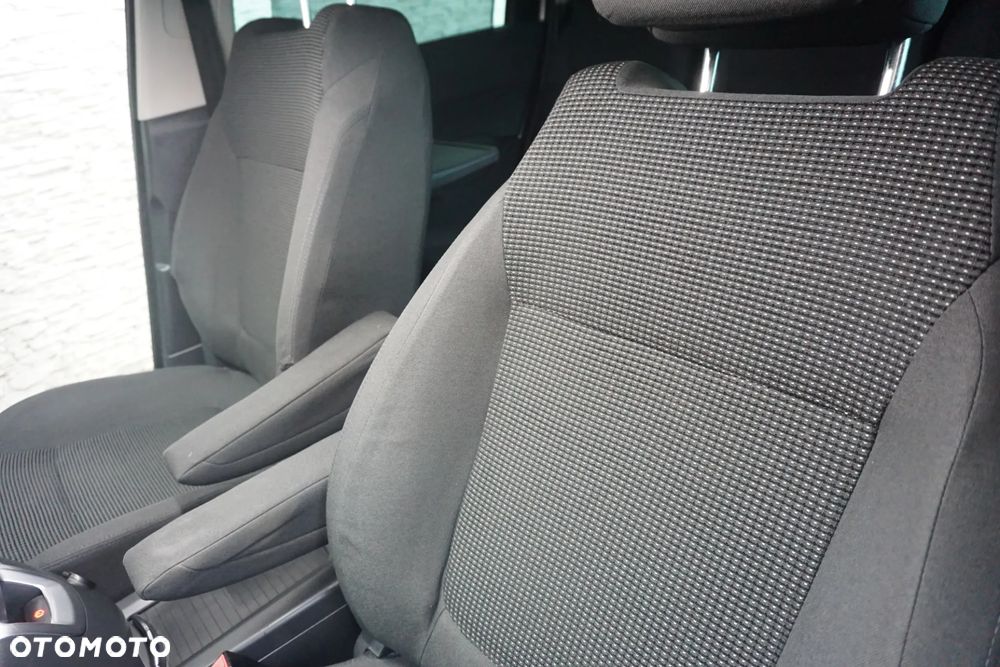 Peugeot 5008 HDI FAP 160 Automatik Active - 26
