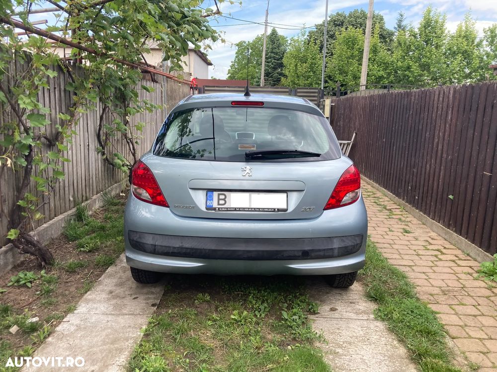 Peugeot 207 1.4 E Trendy - 2