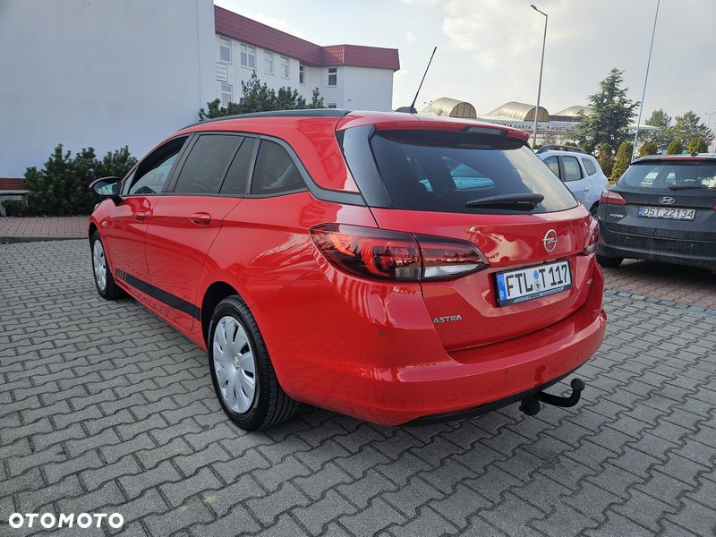 Opel Astra - 4