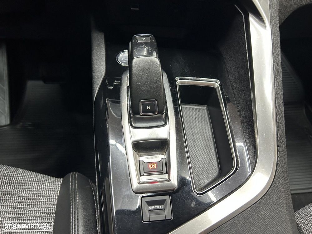 Peugeot 3008 1.5 BlueHDi Allure EAT8 - 14