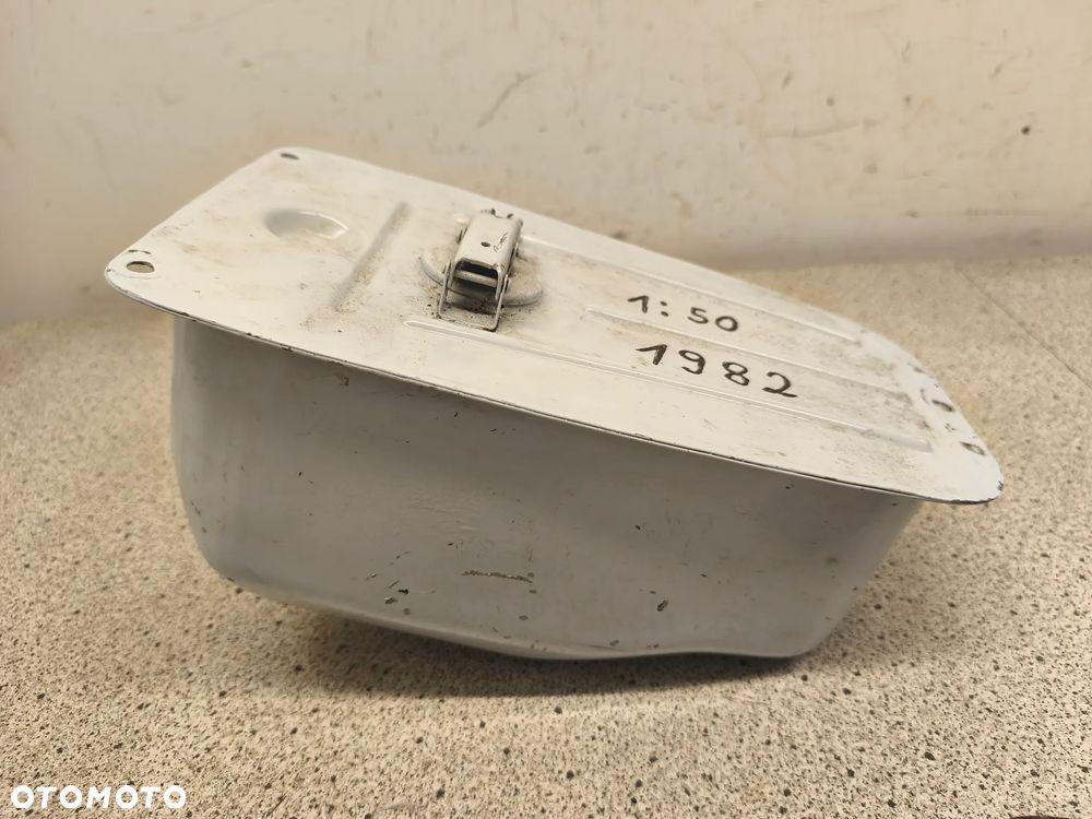 Bak, zbiornik paliwa Piaggio Vespa 50 - 2