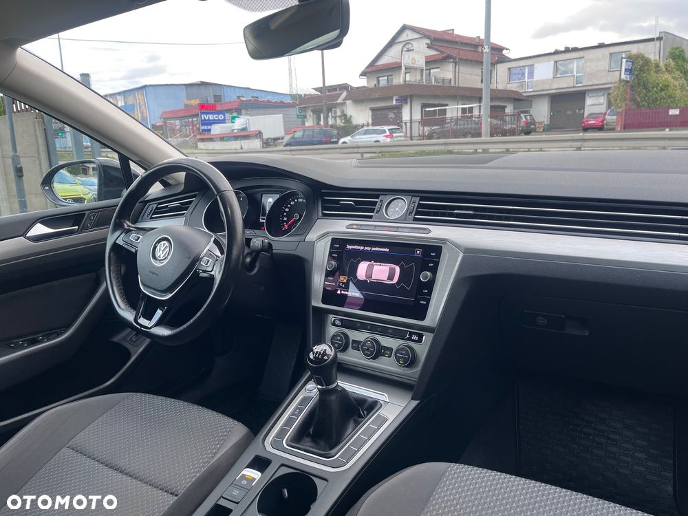 Volkswagen Passat 1.4 TSI BMT ACT Trendline - 9