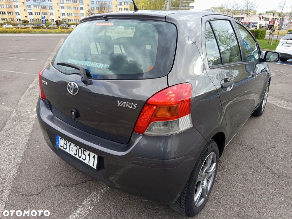 Toyota Yaris 1.33 Luna - 7