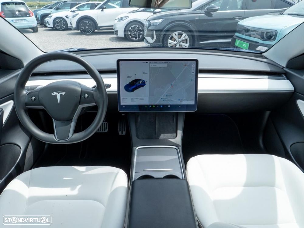 Tesla Model 3 Long-Range Dual Motor AWD - 26