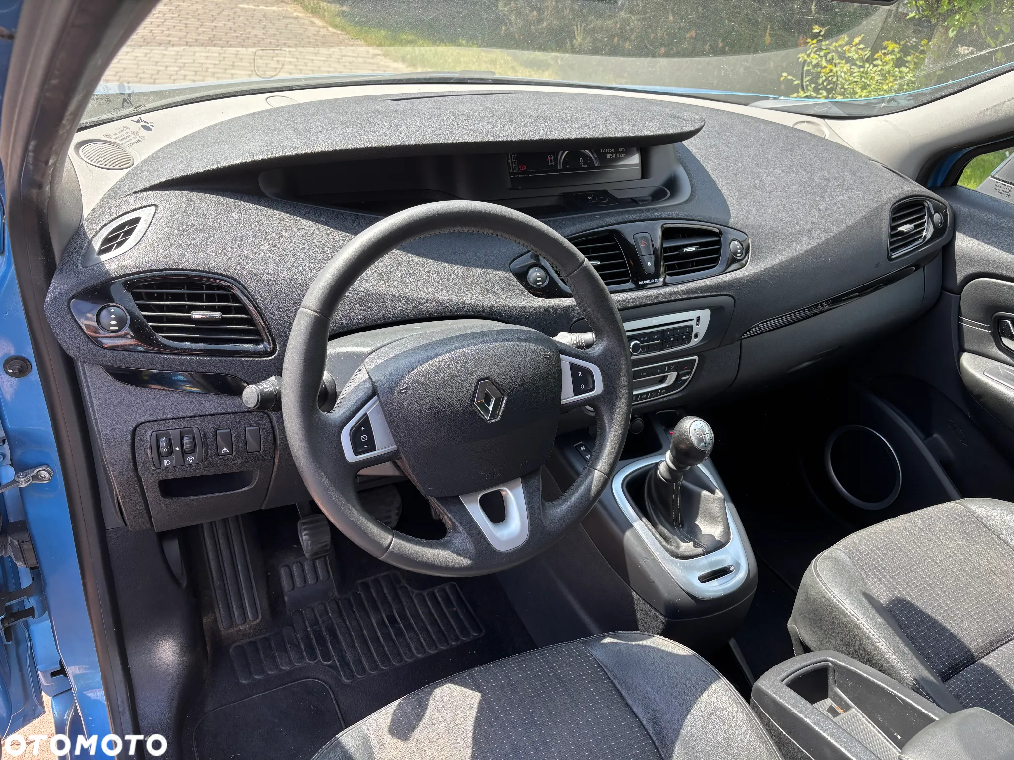 Renault Scenic 1.4 16V TCE Privilege - 14