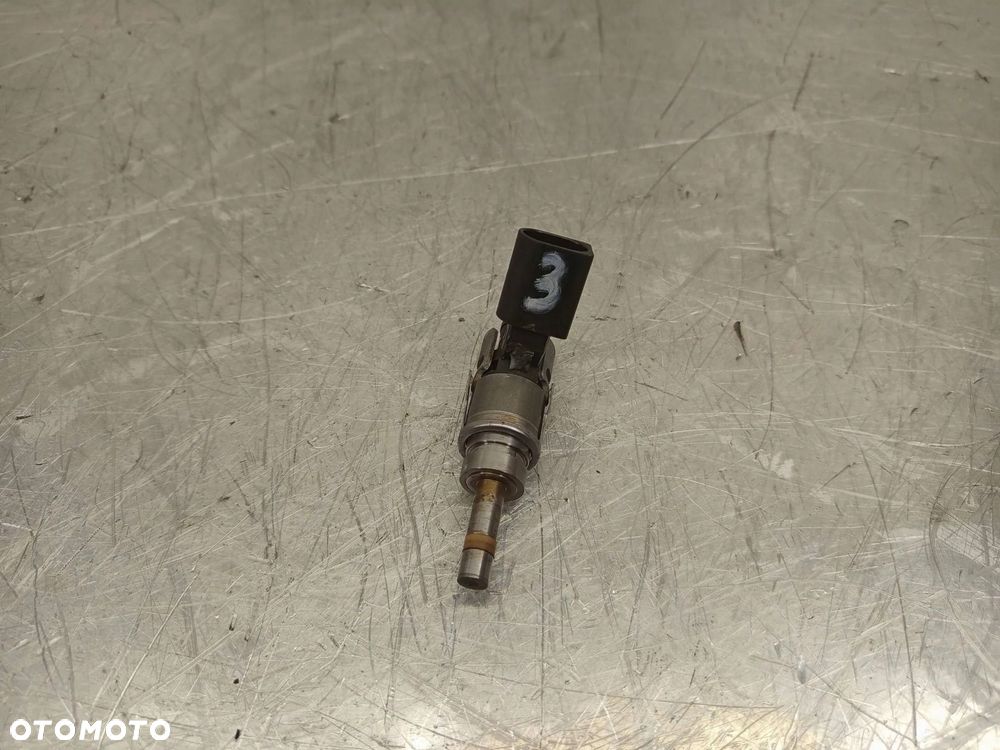 Wtryskiwacz Wtrysk Audi A4 A5 A6 A7 A8 3.2 TFSI 06E906036F