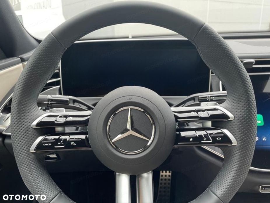 Mercedes-Benz Klasa E 220 d mHEV 4-Matic AMG 9G-Tronic - 11