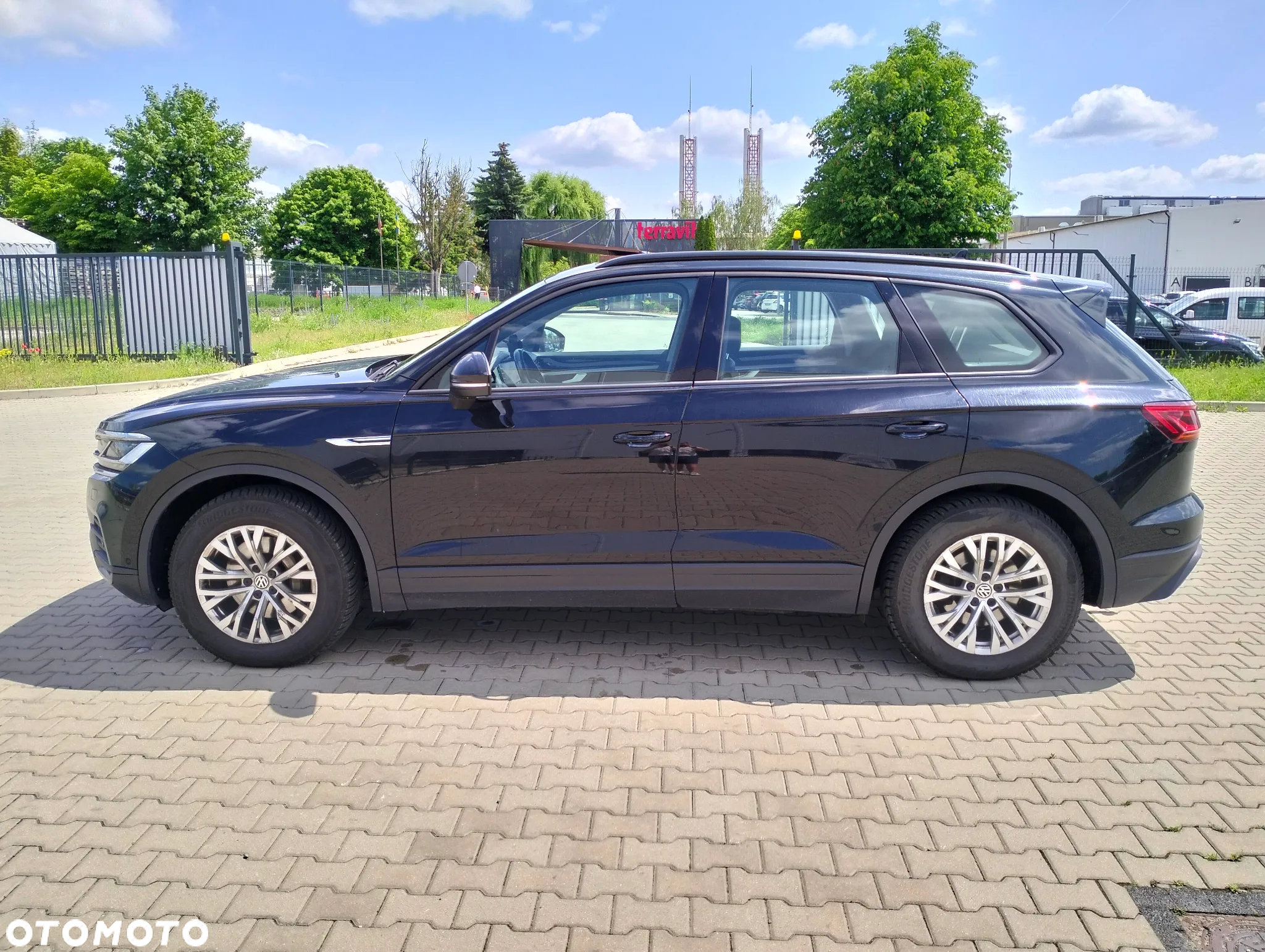Volkswagen Touareg - 4