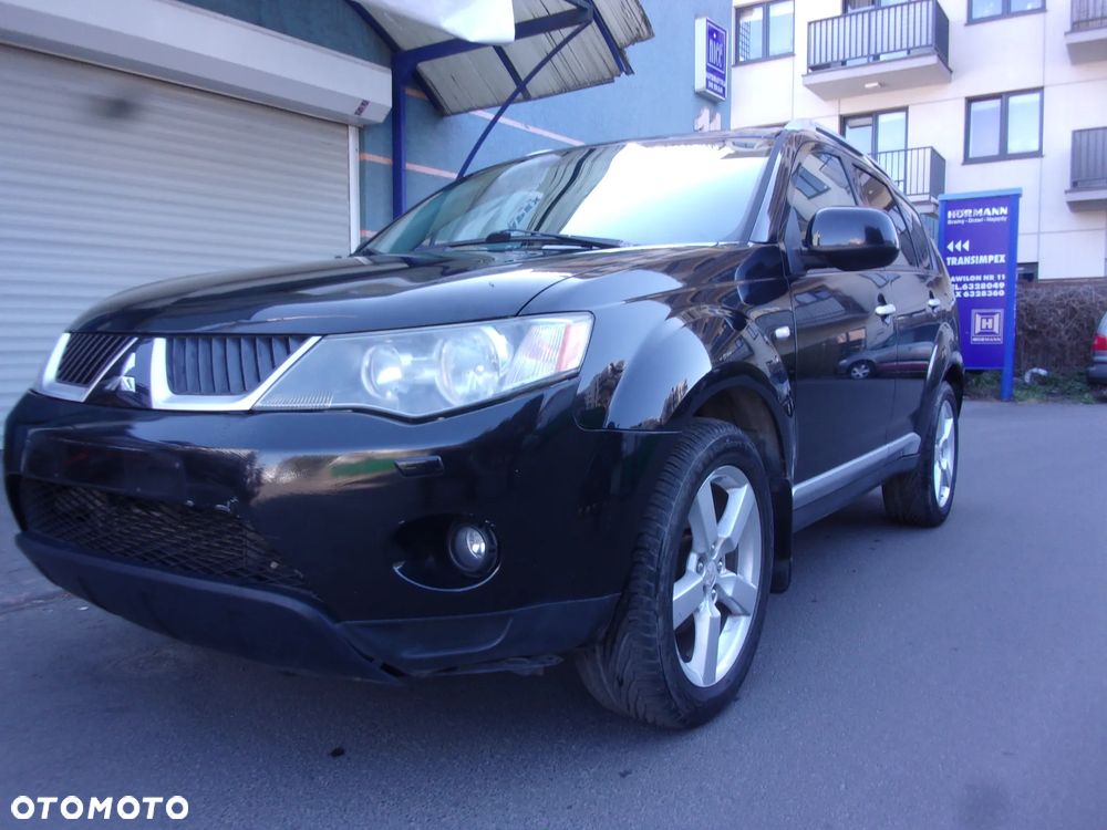 Mitsubishi Outlander - 5