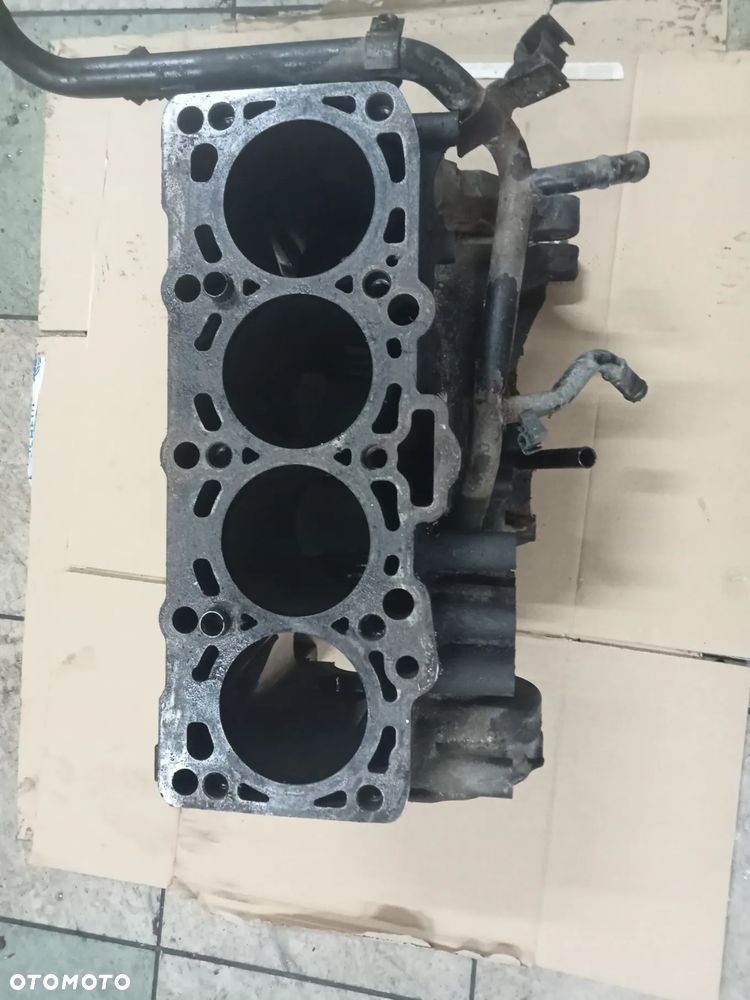 BLOK SILNIKA 1.9 TDI VW AUDI SEAT 038021AQ/BM - 1