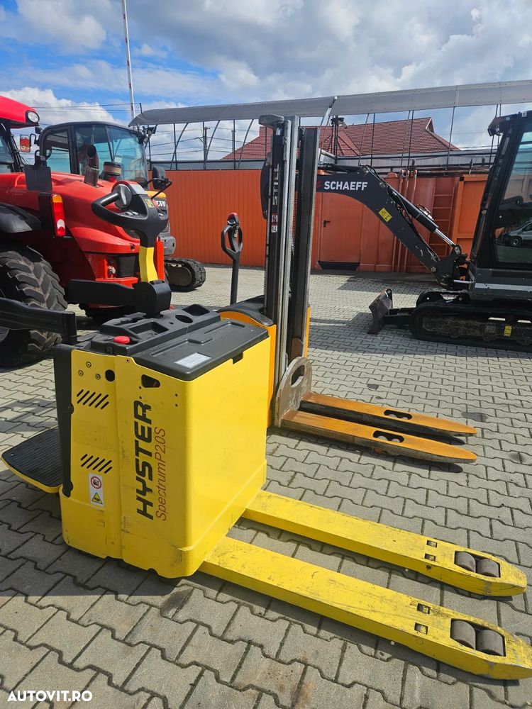 Komatsu FB15EX-8 - 17