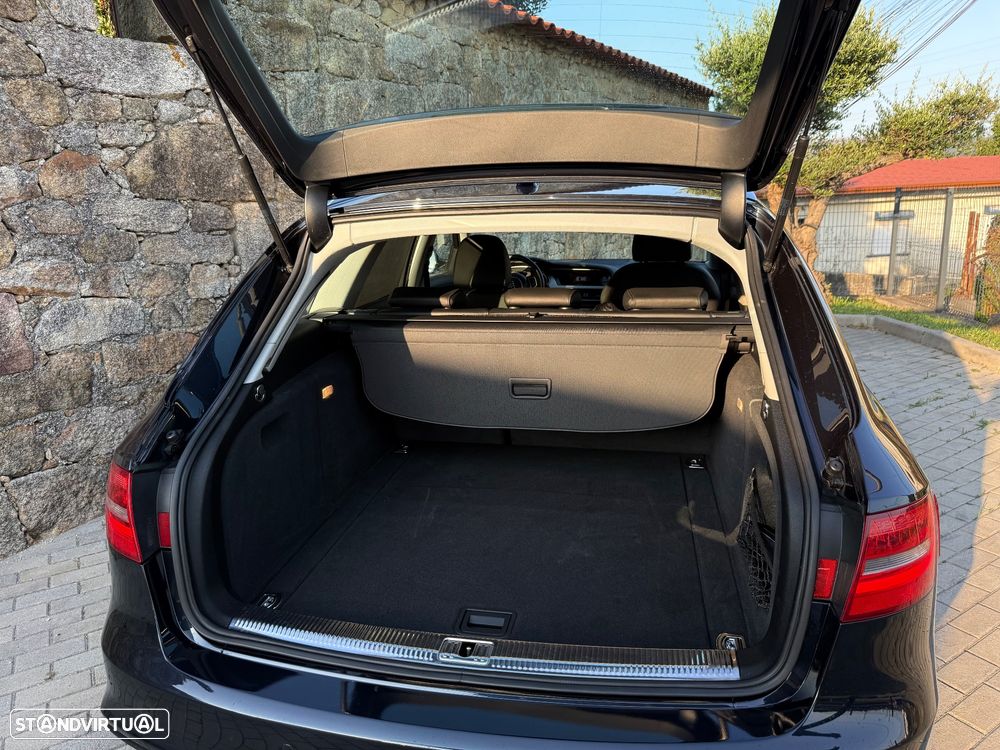 Audi A4 Avant 2.0 TDI Business Line S-line - 18