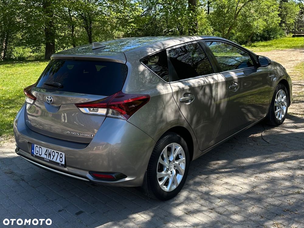 Toyota Auris 1.8 HSD Prestige - 2