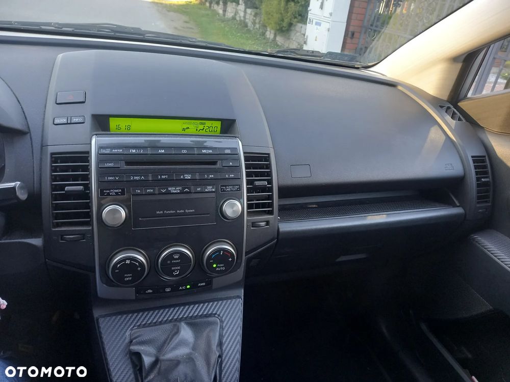 Mazda 5 - 10