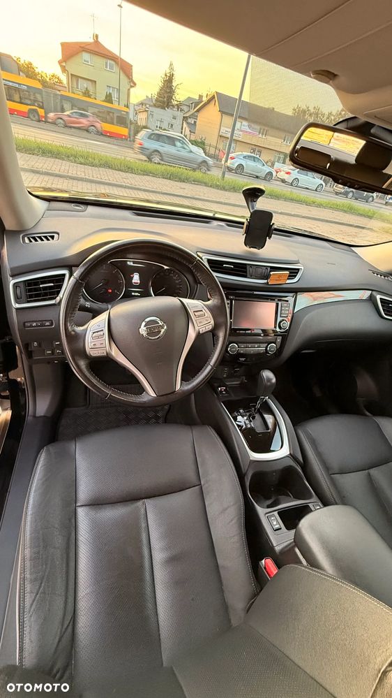 Nissan X-Trail 2.0 dCi Tekna 2WD Xtronic - 15